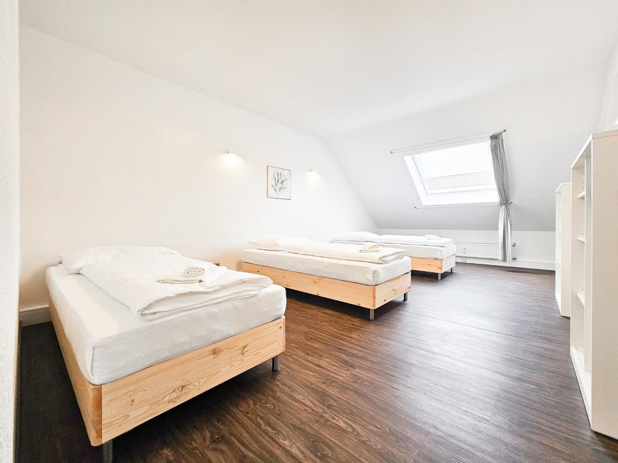 Raj Living - City Center Apartments With 5 Rooms - 10 Min Messe Dus Düsseldorf Eksteriør billede