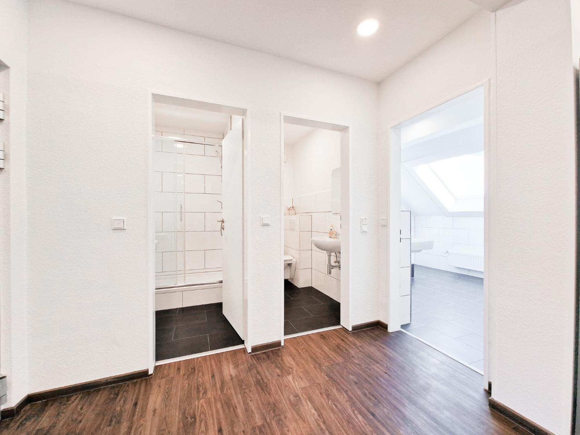 Raj Living - City Center Apartments With 5 Rooms - 10 Min Messe Dus Düsseldorf Eksteriør billede