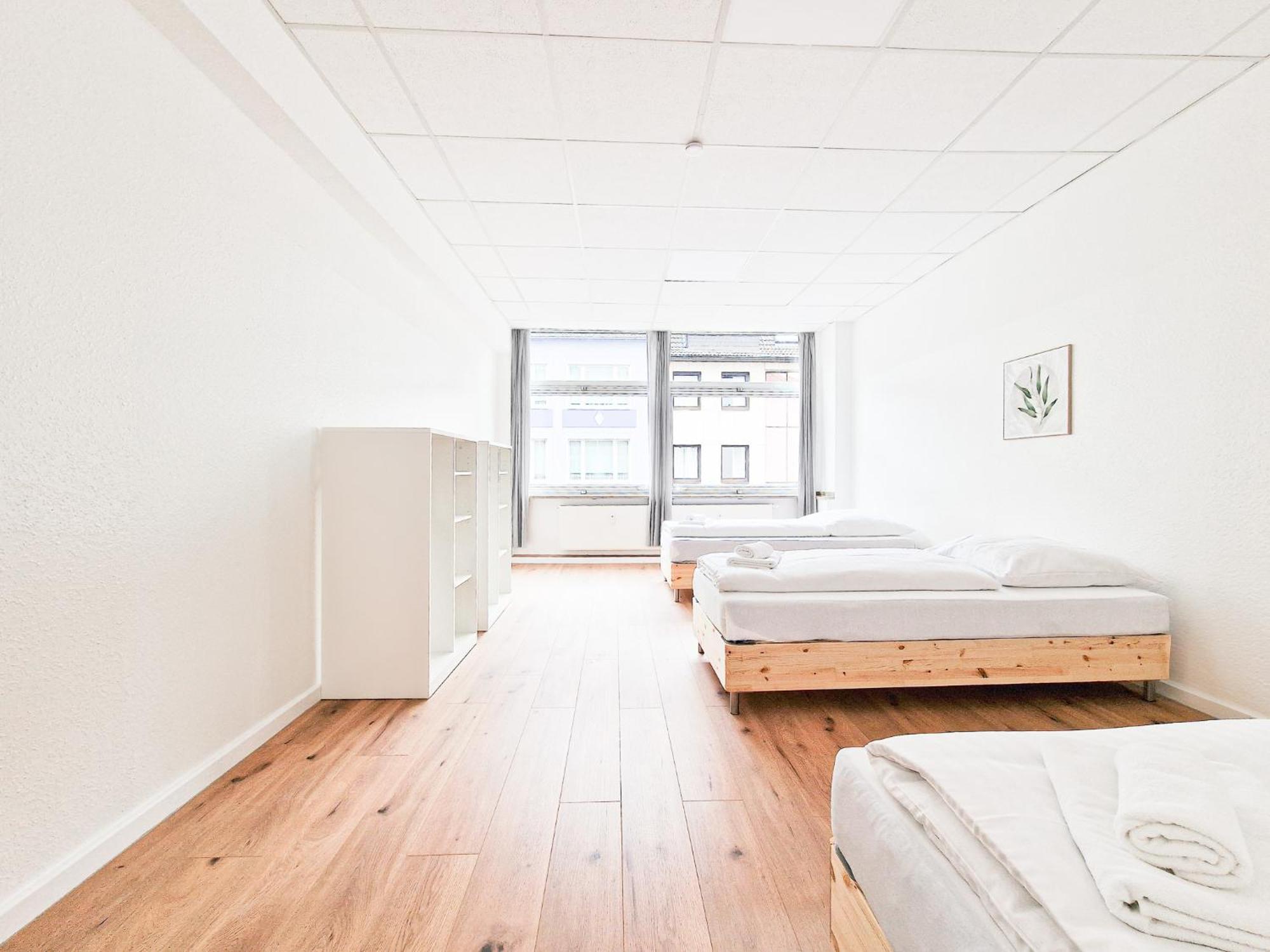 Raj Living - City Center Apartments With 5 Rooms - 10 Min Messe Dus Düsseldorf Eksteriør billede