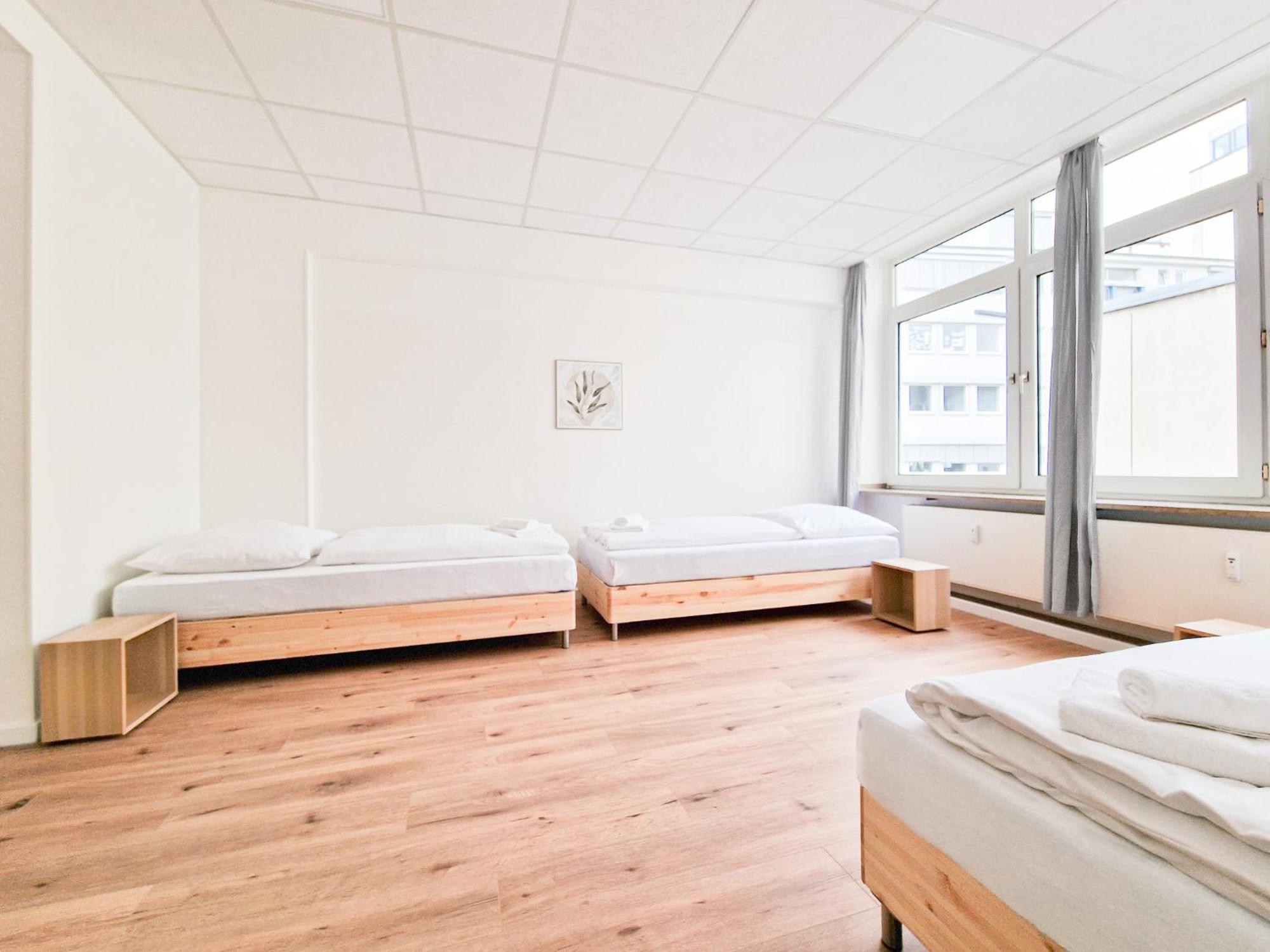 Raj Living - City Center Apartments With 5 Rooms - 10 Min Messe Dus Düsseldorf Eksteriør billede