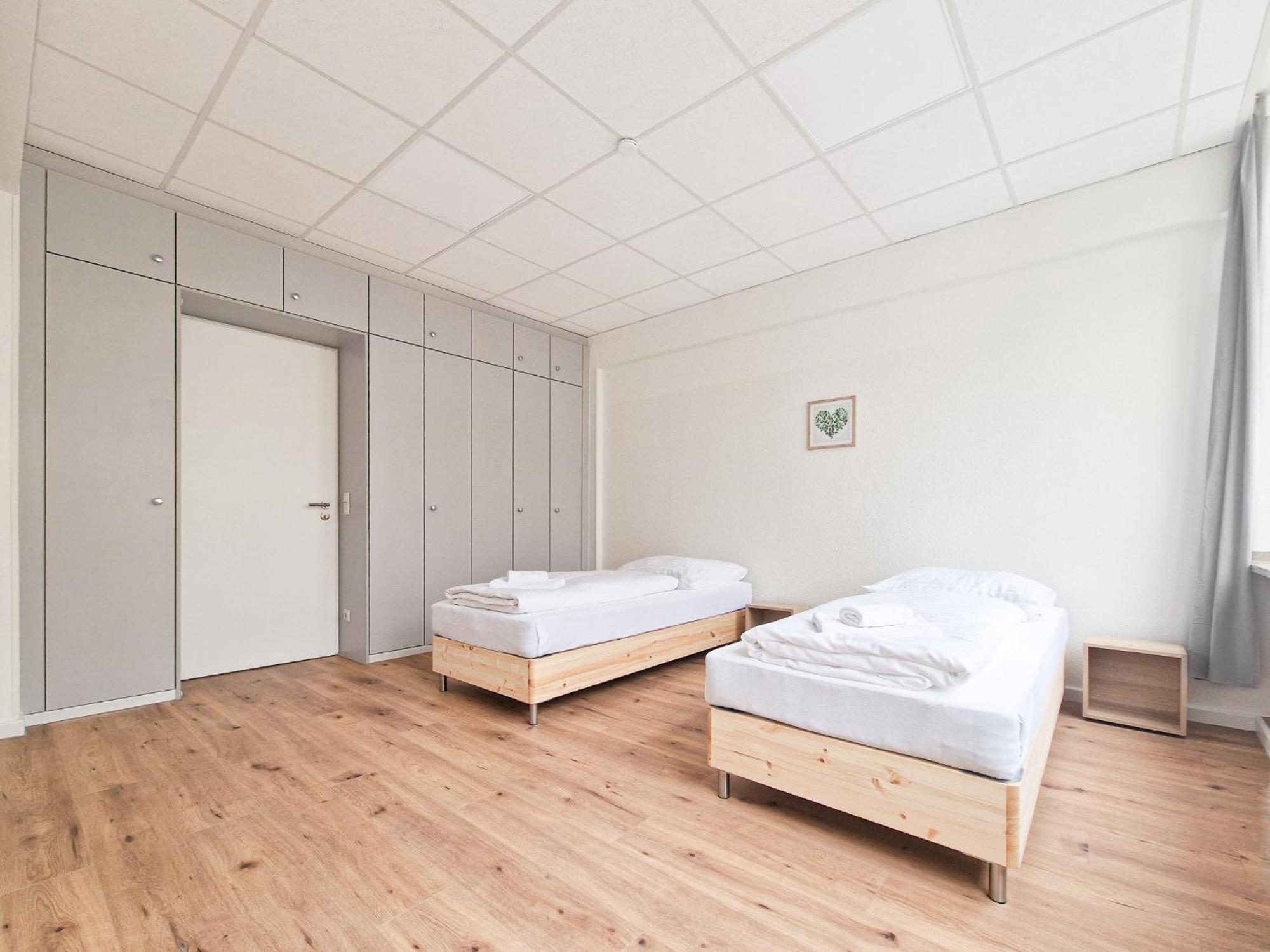 Raj Living - City Center Apartments With 5 Rooms - 10 Min Messe Dus Düsseldorf Eksteriør billede